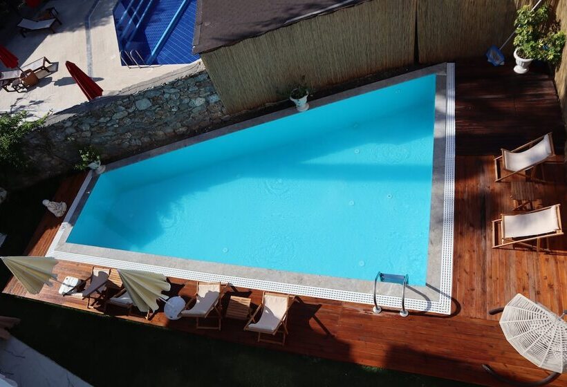 هتل La Sorella Butik