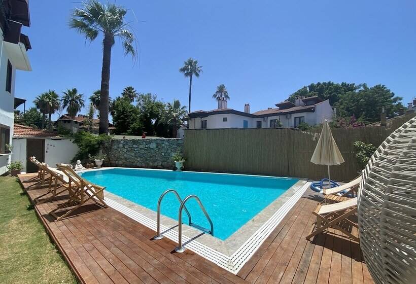 هتل La Sorella Butik