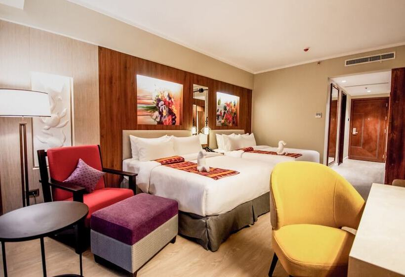בית מלון כפרי Mandarin Bay Resort And Spa