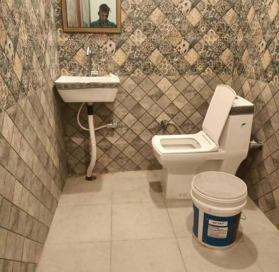 酒店 Oyo 80841 Pari Guest House