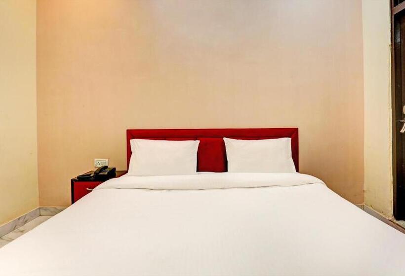 ホテル Oyo 81467 Excel Home Stay