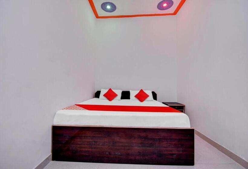 ホテル Oyo Flagship Highway Suites