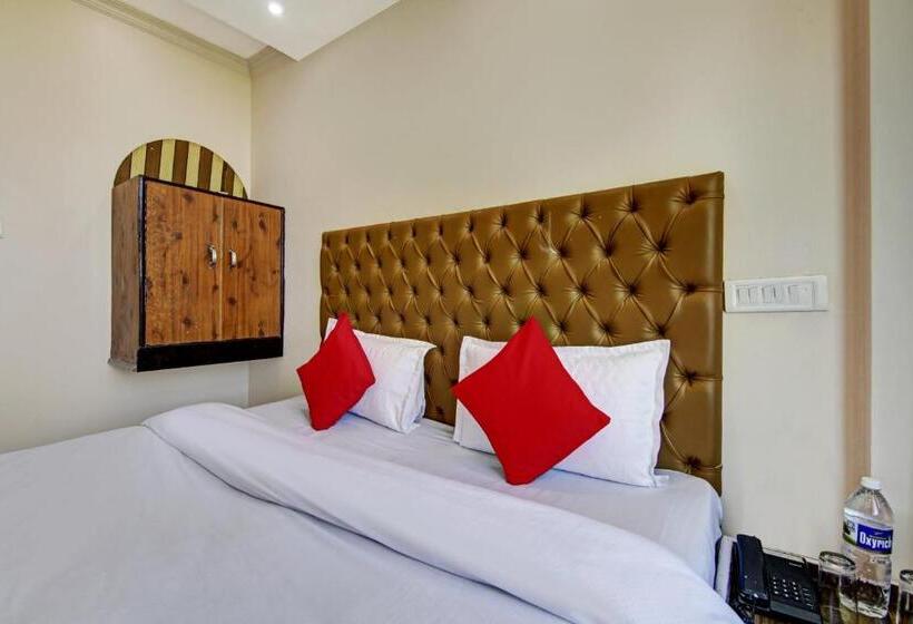 هتل Oyo Flagship The Green Park Shimla