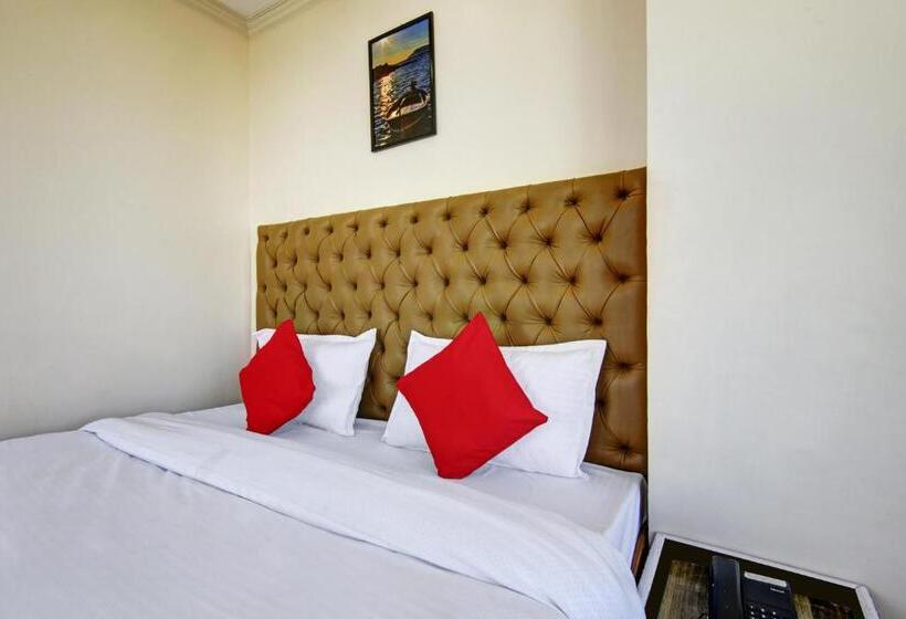 هتل Oyo Flagship The Green Park Shimla