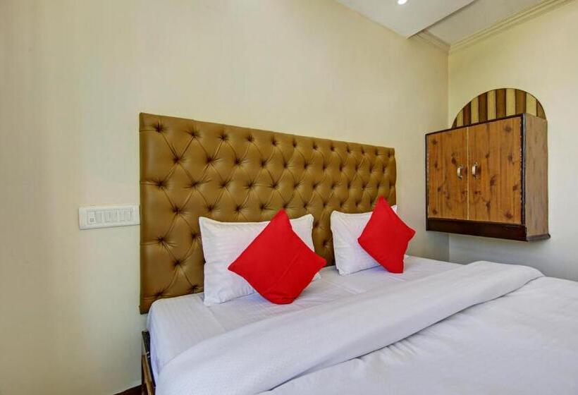 هتل Oyo Flagship The Green Park Shimla