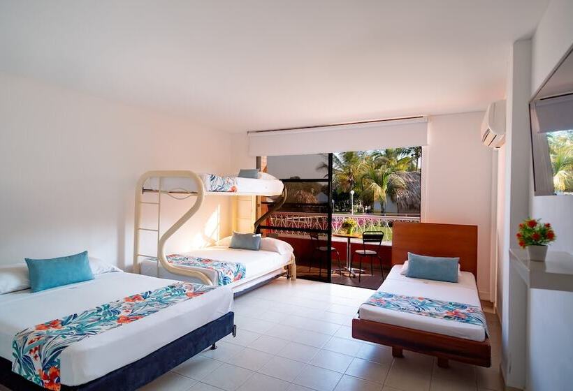 בית מלון כפרי Playa Hawai