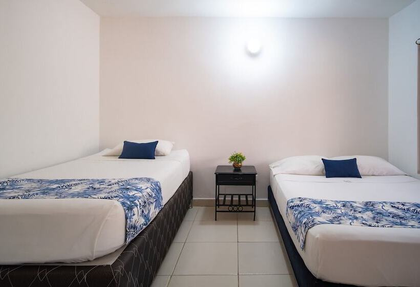 בית מלון כפרי Playa Hawai