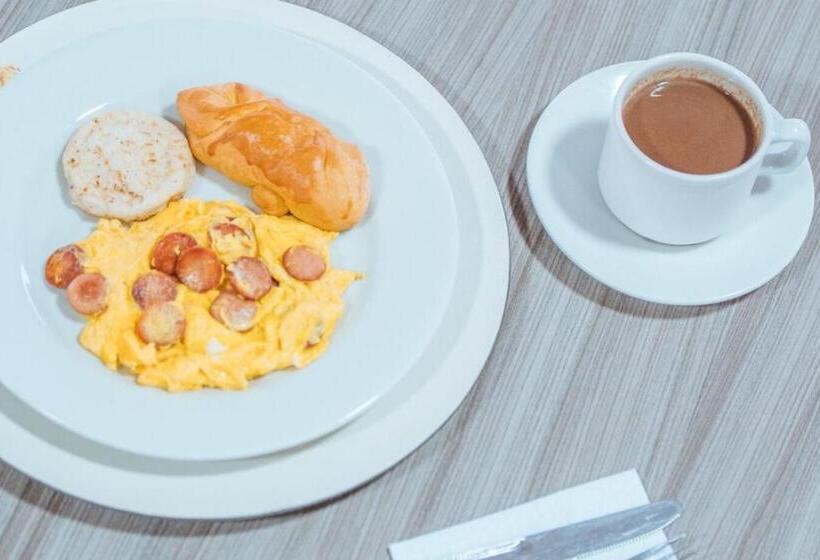 בית מלון כפרי Playa Hawai