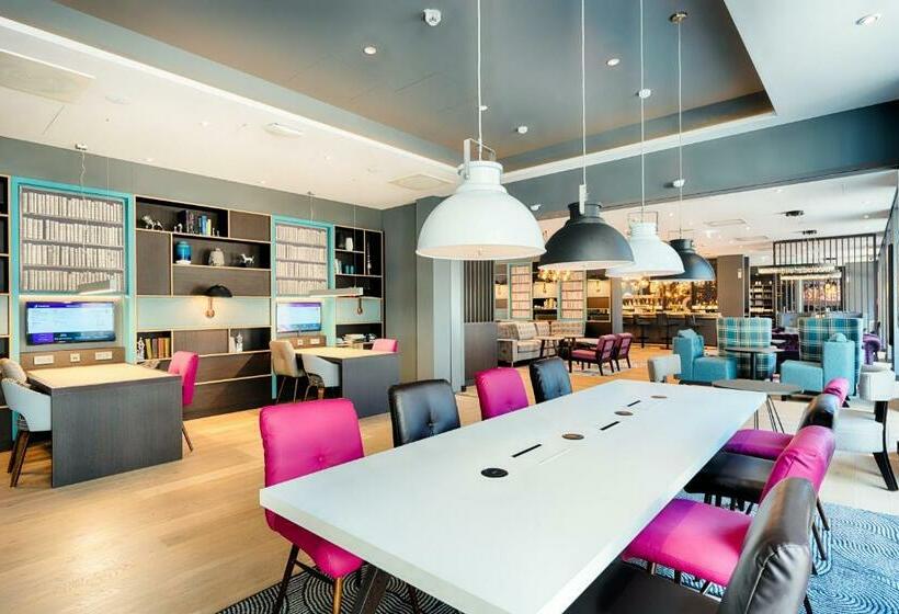 호텔 Premier Inn Darmstadt City Centre