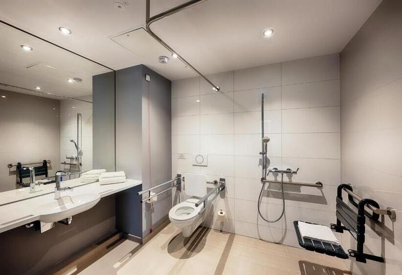 호텔 Premier Inn Darmstadt City Centre