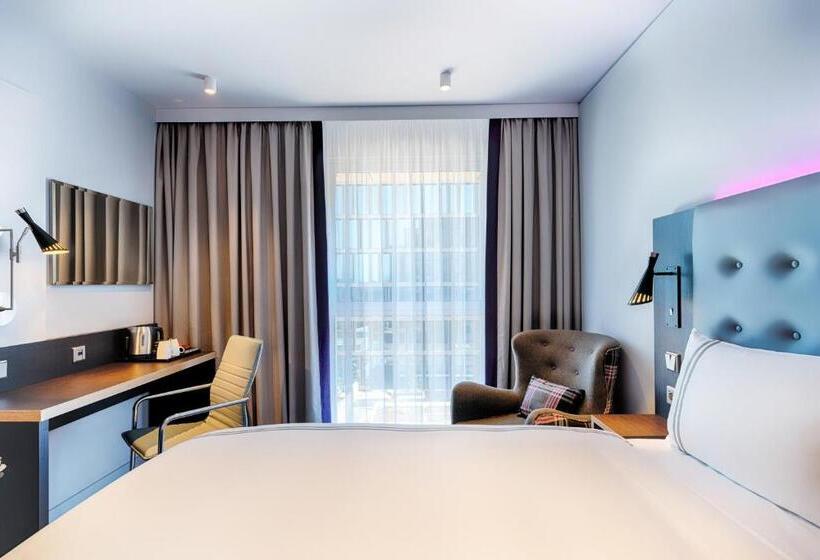 호텔 Premier Inn Darmstadt City Centre