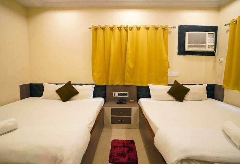 Отель Royal Sea View