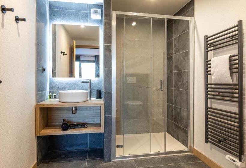 בית מלון כפרי Snoroc By Daddy Pool  Terresens