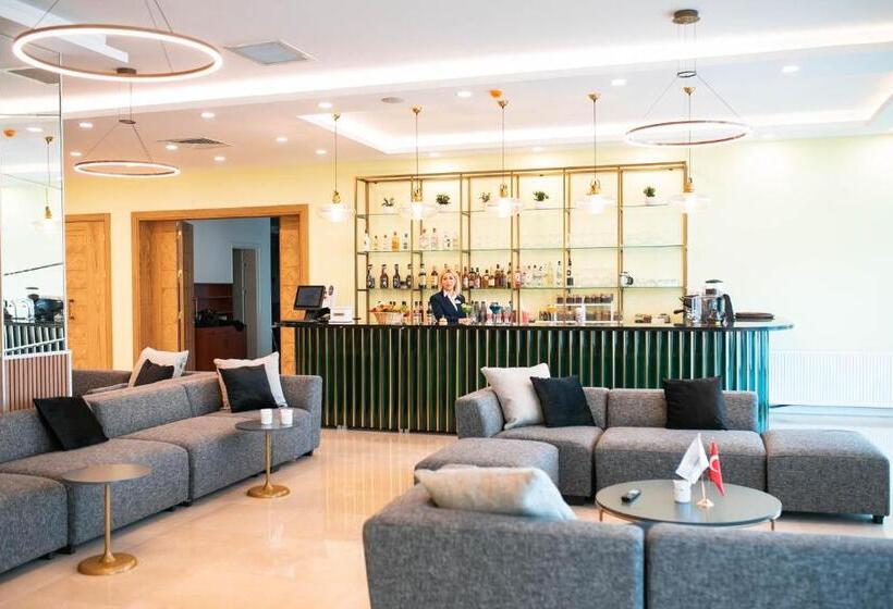 The Green Oasis Otel Spa