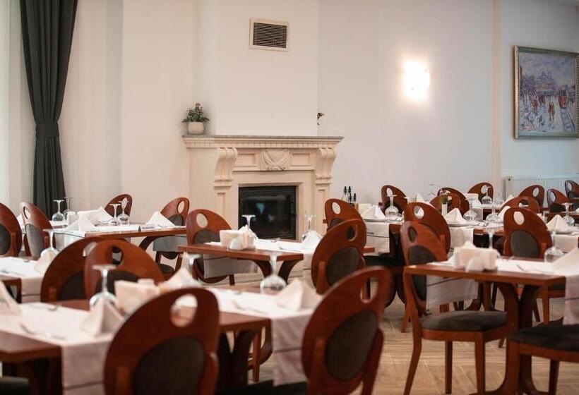 The Green Oasis Otel Spa