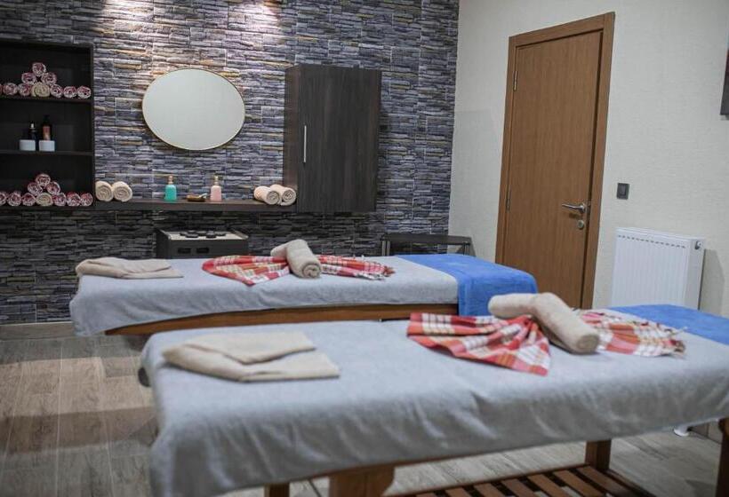 The Green Oasis Otel Spa