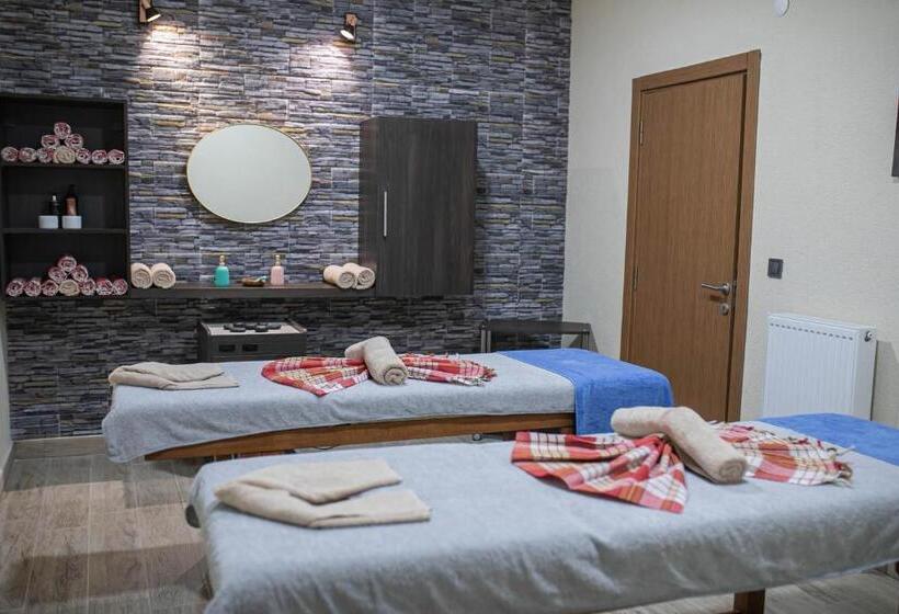 The Green Oasis Otel Spa