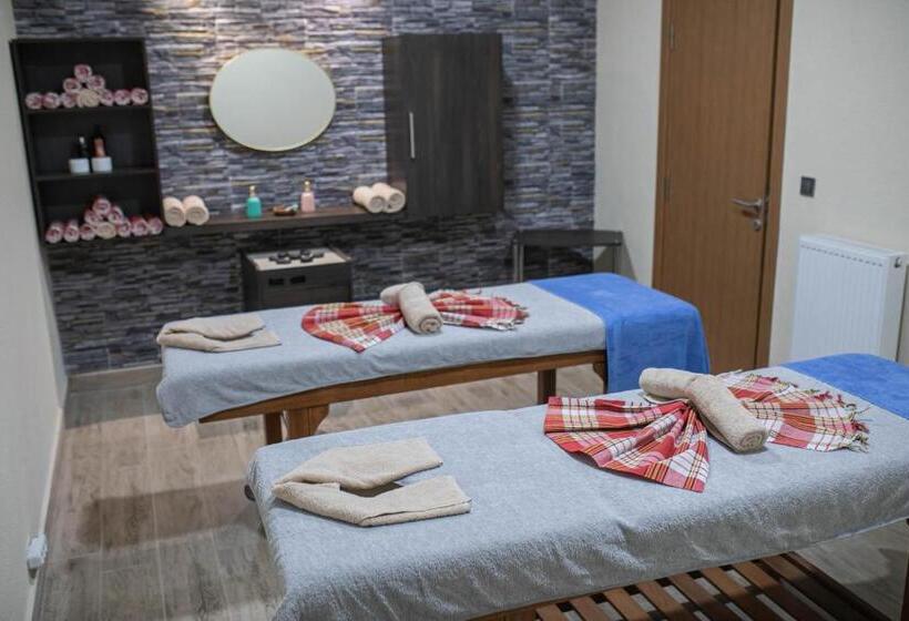 The Green Oasis Otel Spa