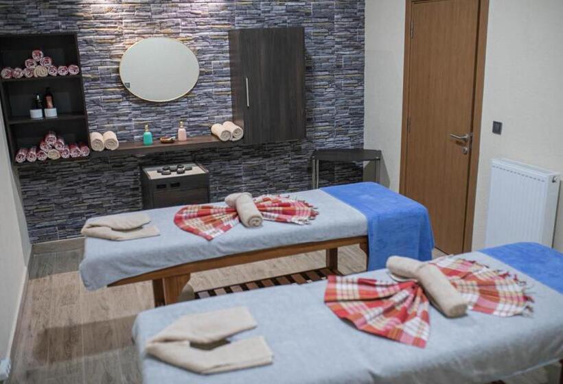 The Green Oasis Otel Spa