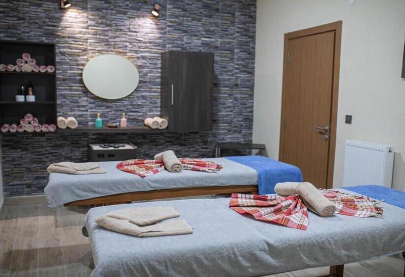 The Green Oasis Otel Spa