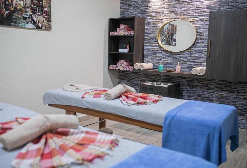 The Green Oasis Otel Spa