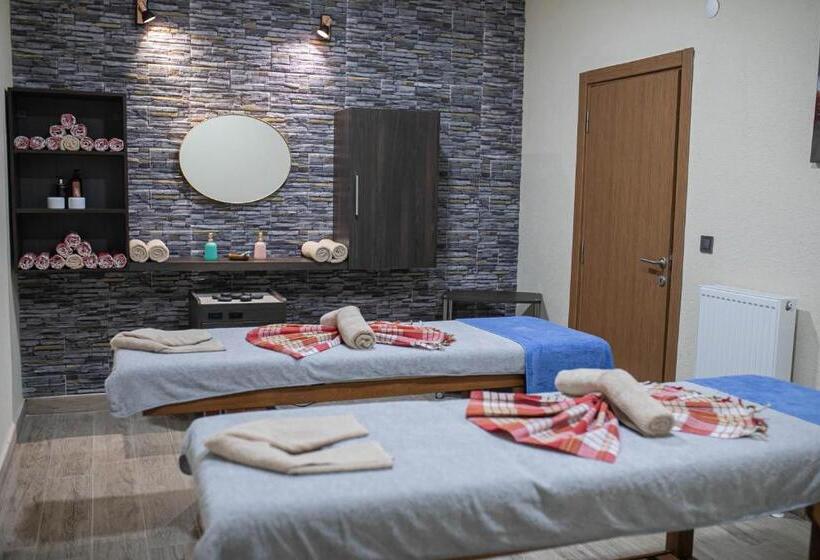 The Green Oasis Otel Spa