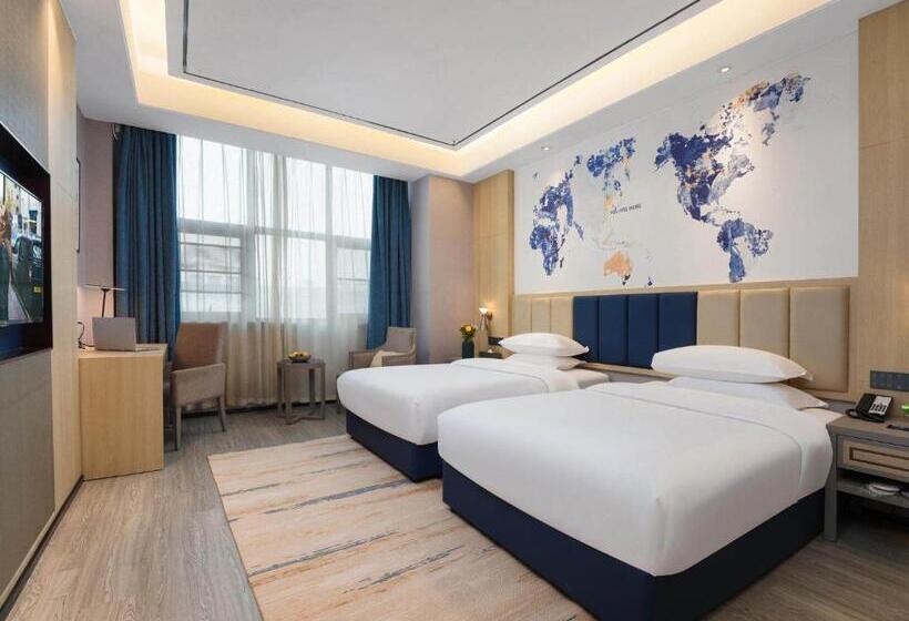 Kyriad Hotel Baoying Jinyuan Square High Speed Railway Station