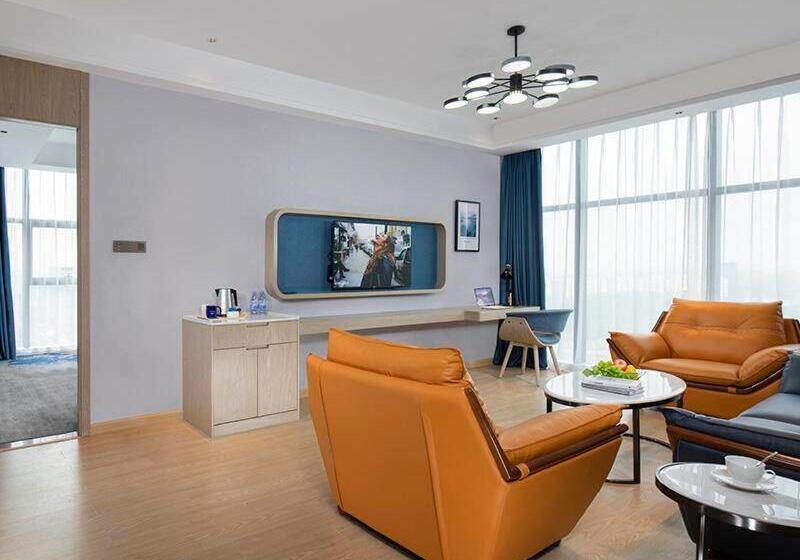 Kyriad Marvelous Hotel Fangchenggang Administration Center High Speed Railway Station