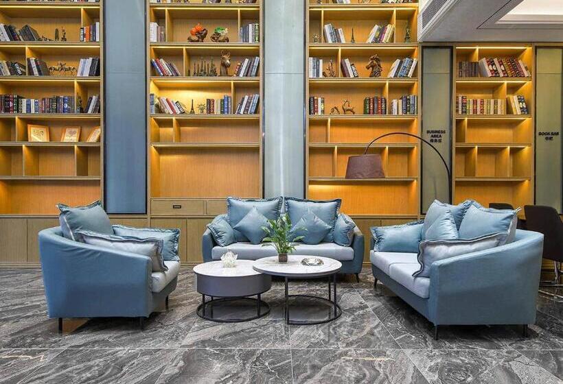 Kyriad Marvelous Hotel Henan Xinyang Pingqiao Plaza