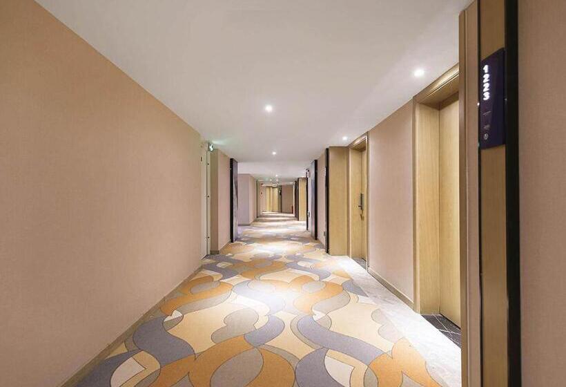 Kyriad Marvelous Hotel Henan Xinyang Pingqiao Plaza