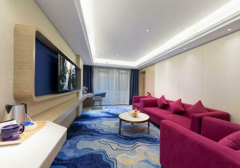 Kyriad Marvelous Hotel Heyuan Longchuan