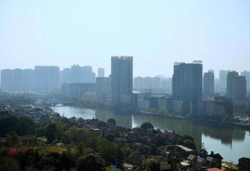 Kyriad Marvelous Hotel Nanchang Xiang Lake Jinsha Avenue