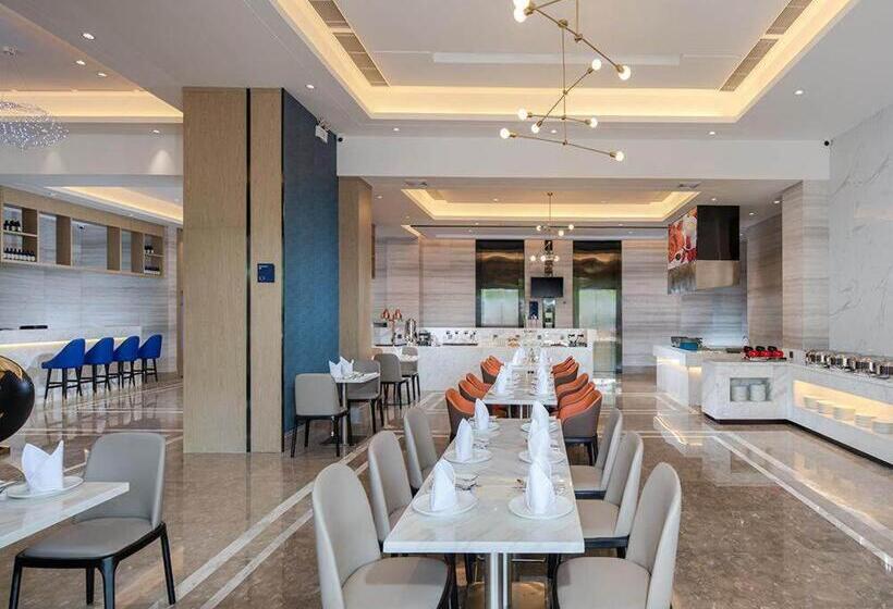 Kyriad Marvelous Hotel Shenzhen Longgang Dayun City Center