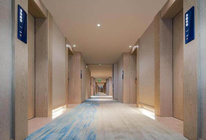 Kyriad Marvelous Hotel Shenzhen Longgang Dayun City Center