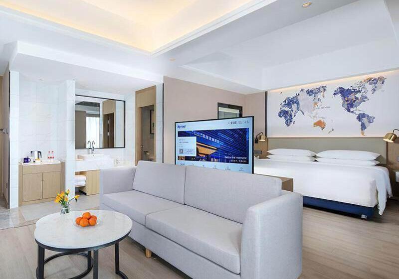 Kyriad Marvelous Hotel Ziyang North Railway Station