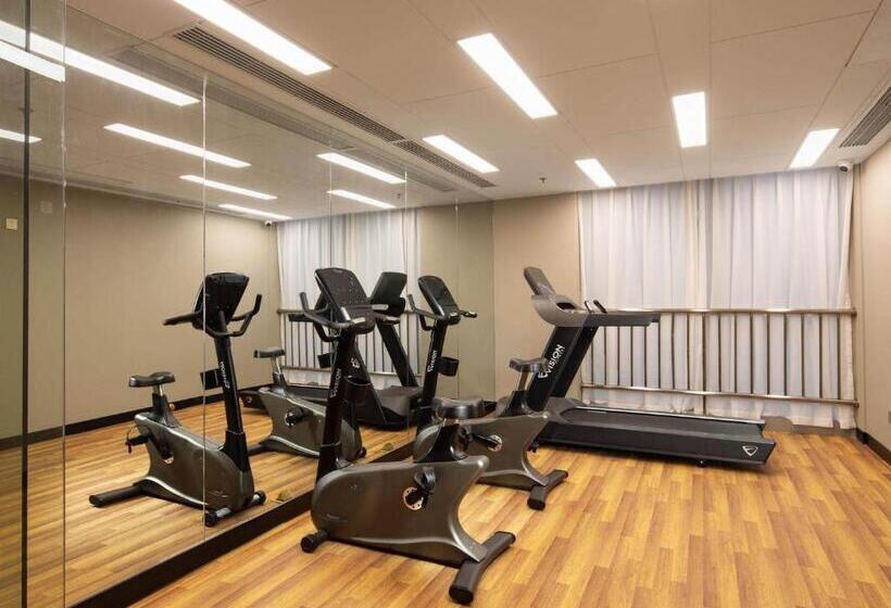 Metropolo Hotel Zhenjia Wanda Plaza Railway Station