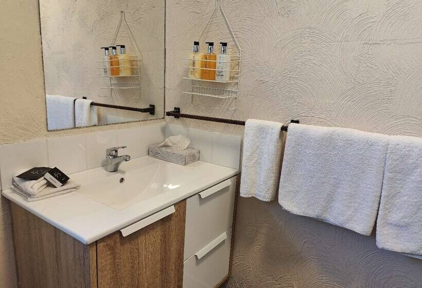 汽车旅馆  Kings Court Motor Lodge