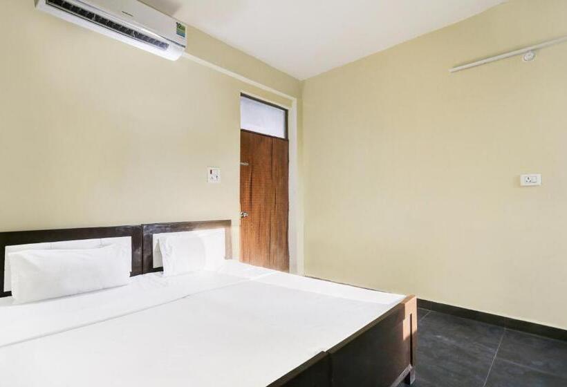 Oyo T Heritage Hotel And Restaurant