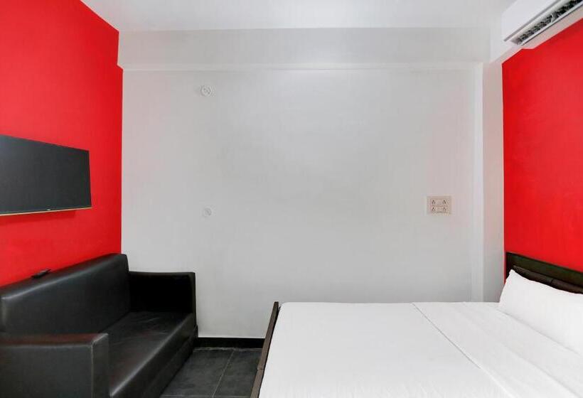 Oyo T Heritage Hotel And Restaurant