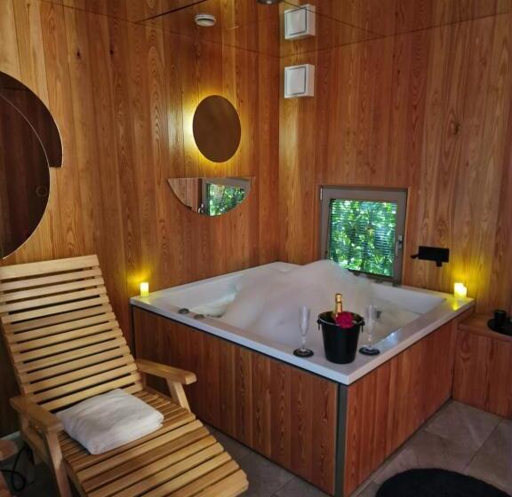 استراحتگاه Gm House Mobile House Near Kolpa River