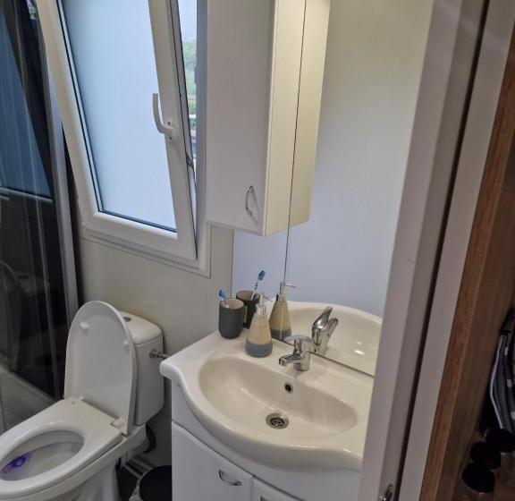 استراحتگاه Gm House Mobile House Near Kolpa River