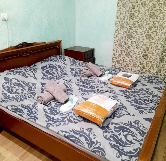 Savannah Pinoy Hostel