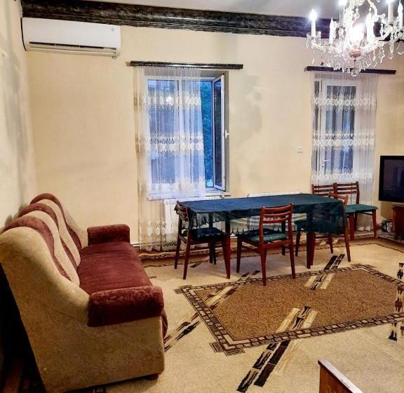 Savannah Pinoy Hostel