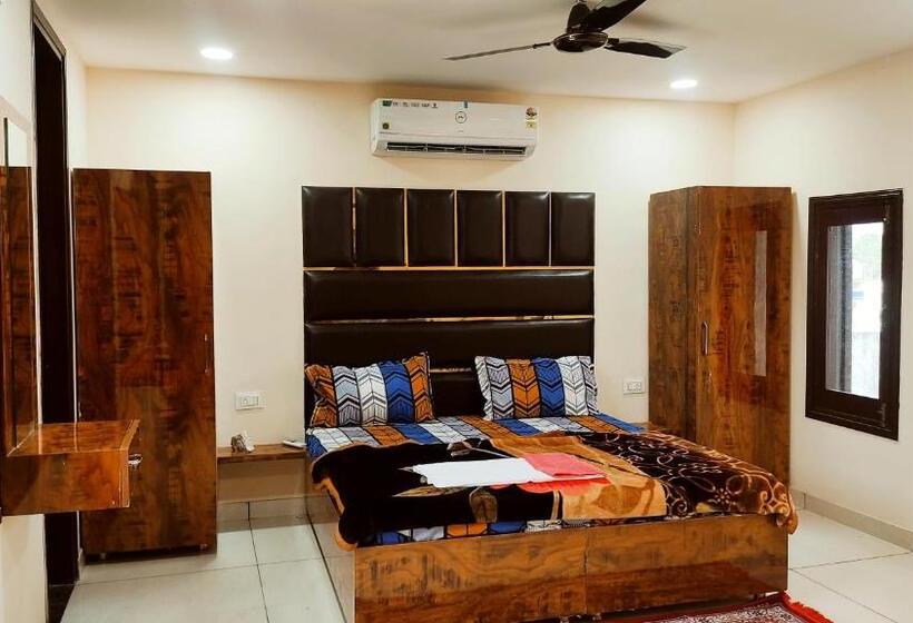 The Rajmani Motel    Luxury Studios    Lpu Law Gate