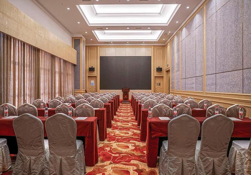 Vienna International Hotel Chongqing Ranjiaba