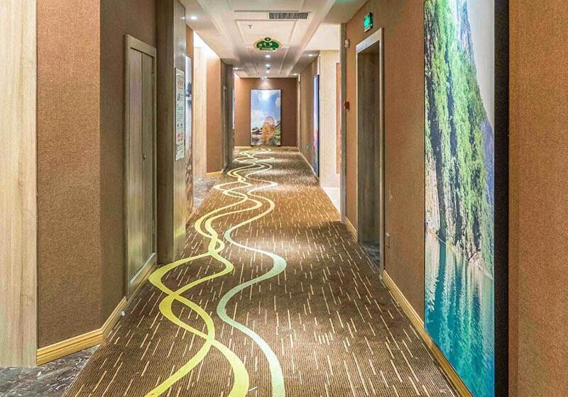 Vienna International Hotel Chongqing Ranjiaba