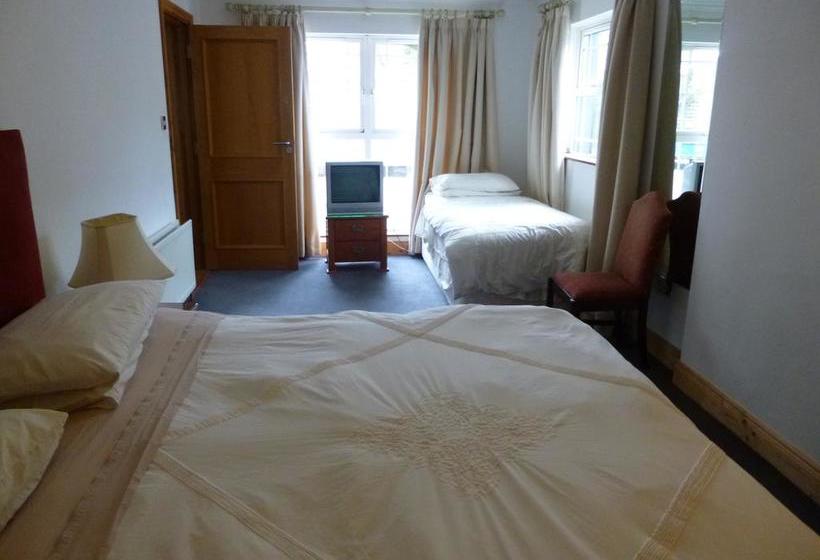 مبيت وإفطار Acton Lodge Guesthouse