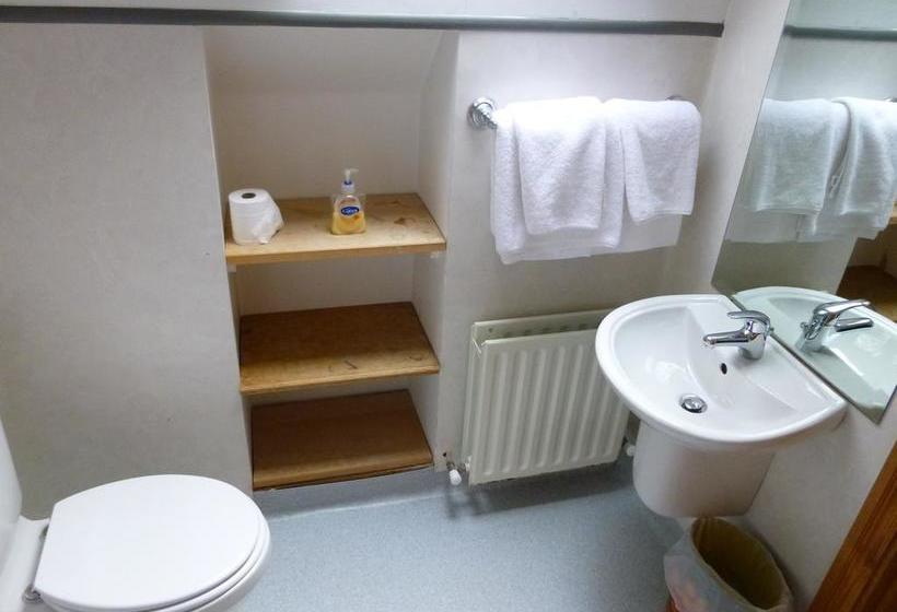 مبيت وإفطار Acton Lodge Guesthouse