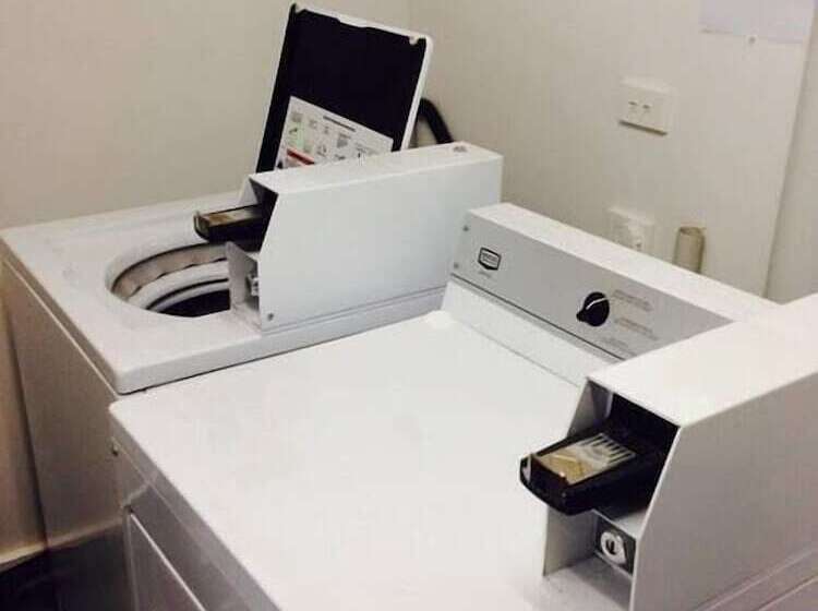 هاستل Downtown Backpackers & Accommodation