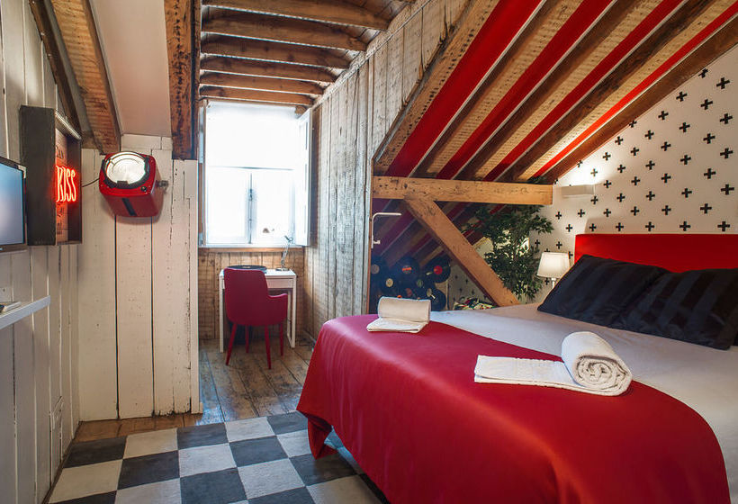 هاستل No Limit Bairro Alto